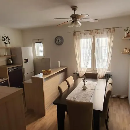 Bowsers Apartman Apartment Sibenik